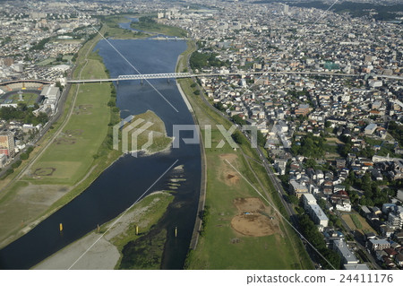 Aerial photograph of Tama River 24411176