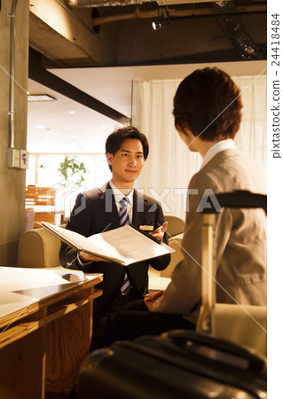 Hotel Man Concierge Hospitality酒店商務大堂酒店服務 Hotel Man Concierge Hospitality酒店商務大堂酒店服務 24418484