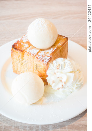 Honey toast Honey toast 24422485
