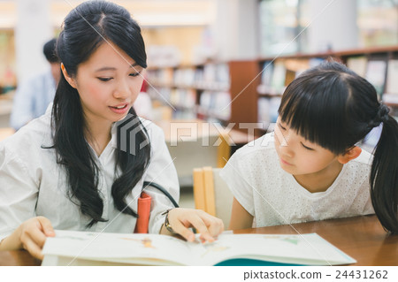 圖書館 媽媽 兒童 24431262