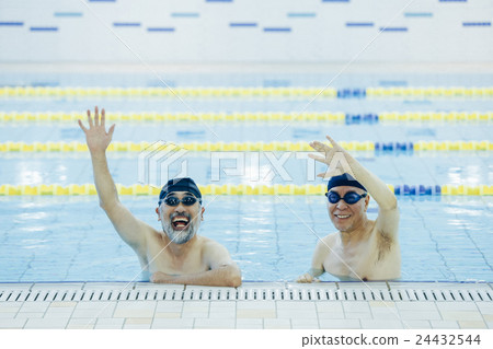 Senior swimming 24432544