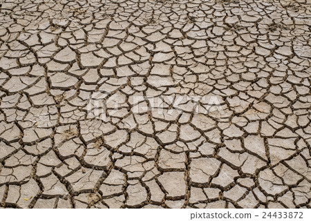 图库照片 crack soil on dry season global warming