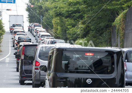 Social congestion image Long line series Tokyo suburbs tail lamp 24444705