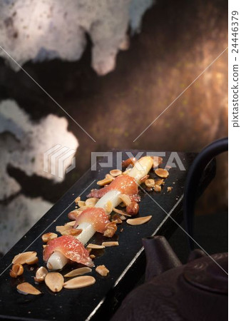 SEASON_Vegetable diet 24446379