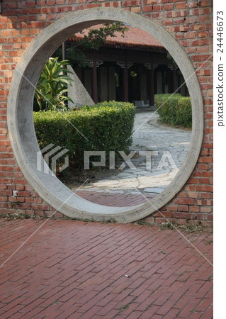 The South Gate Park The South Gate Park 24446673