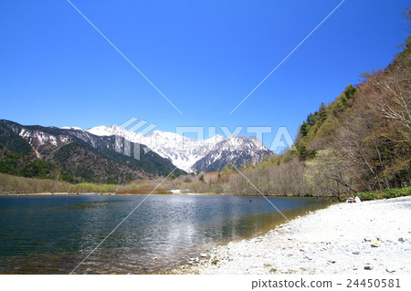 Taisho Pond Kamikochi 24450581