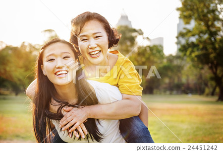 Daughter Mother Adorable Affection Casual Life Concept 24451242