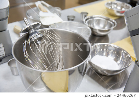 Pastry's cooking utensils 24460267
