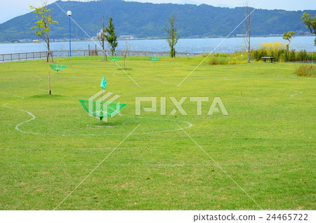 Targeted Bird Golf Course on the Lake 24465722