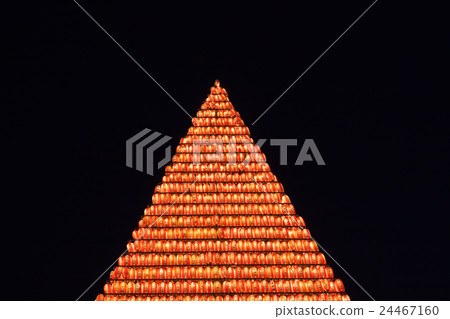 一千個燈籠在黑暗中 24467160