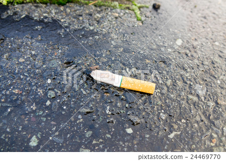 煙草亂扔垃圾 24469770