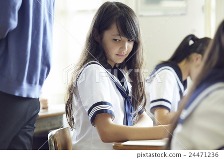 School class scenery Junior high school student image School class scenery Junior high school student image 24471236