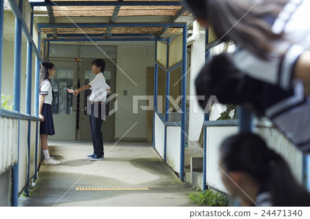 初中和高中學生的表白 24471340