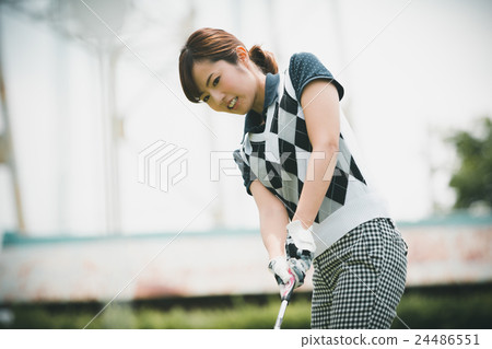 高爾夫 閒蕩 女生 24486551