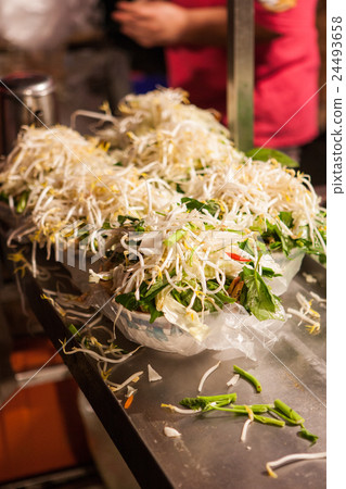 Wen xin night market Hong Ding Mongolian Barbecue 24493658