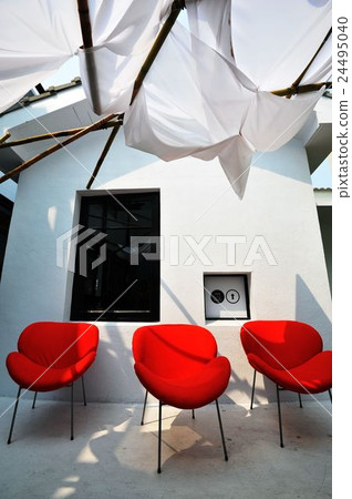 8 one-second art hotel 8 one-second art hotel 24495040