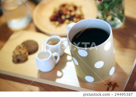 Liang Liang Coffee Shop 24495387