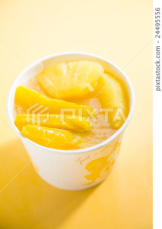 Carambola Juice & Yongfu ice cream 24495556