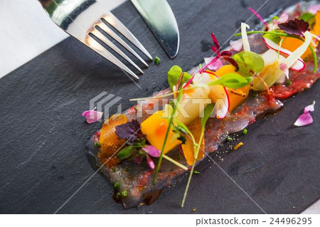 Monsieur L Restaurant 24496295