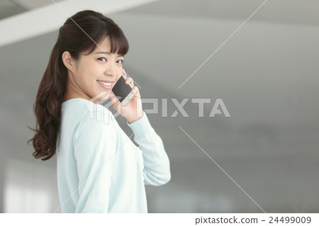 淺談智能手機的女人 24499009