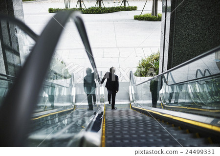 辦公樓自動扶梯 24499331