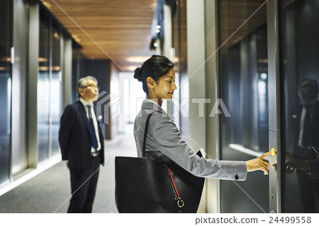 Office Building Elevator Hall Office Building Elevator Hall 24499558