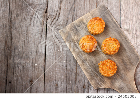 Festival moon cake Festival moon cake 24503005