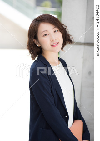 Business female portrait Business female portrait 24504423