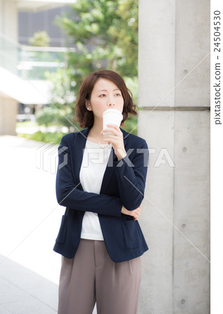 Business female portrait 24504530