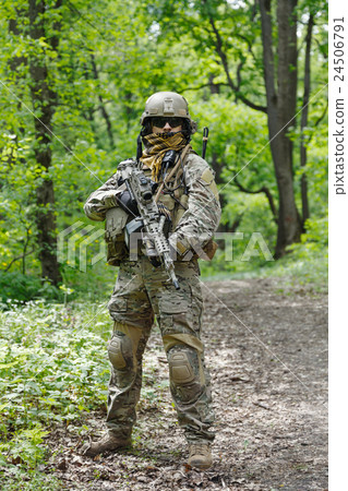 US Army Green Beret 24506791