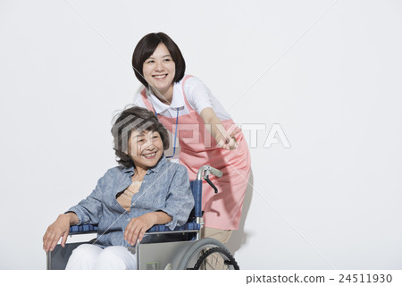 一個年輕的照顧者 一個年輕的照顧者 24511930