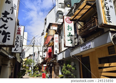 Monzen Nakamachi Tatsumi Shinto路 Monzen Nakamachi Tatsumi Shinto路 24515850