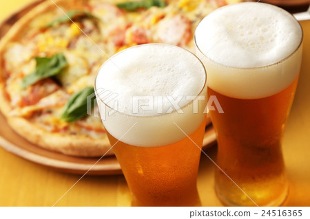 Beer and pizza 24516365