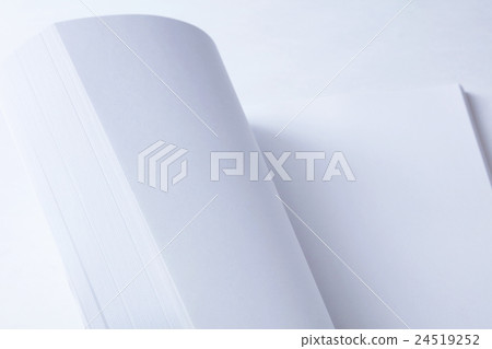 Document paper 24519252