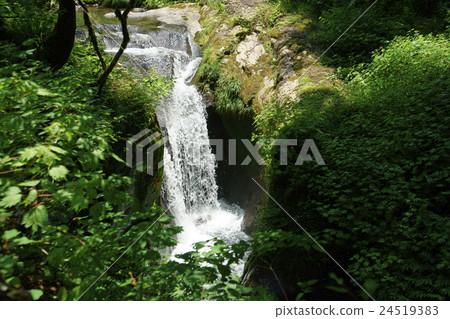 Ou Hole Ikeda Town, Fukui Prefecture 24519383