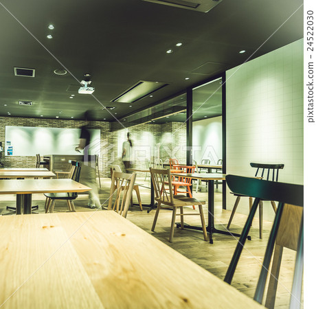 Photographing at commercial facilities Cooperation: TENOHA DAIKANYAMA 24522030
