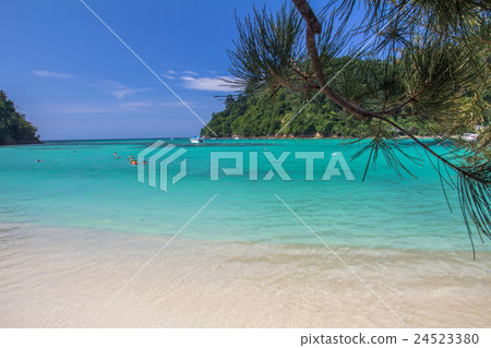 Sapi Island beach in Kota Kinabalu Malaysia 24523380