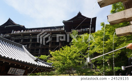 Shimizu Stage and Otowa Falls kiyomizudera 24529135