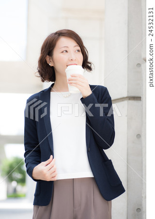 商業女性肖像 商業女性肖像 24532131