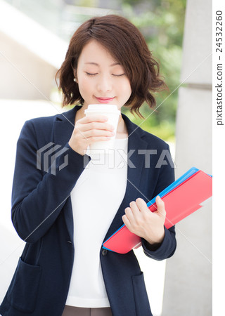 Business female portrait Business female portrait 24532260