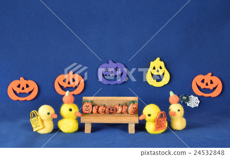 Piyo's Halloween 24532848