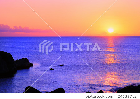 Sunset in the seeds of the sea coast 2 Sunset in the seeds of the sea coast 2 24533712