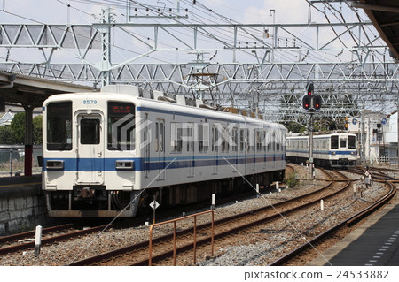 東武伊勢崎線8000系列（單人火車） 24533882