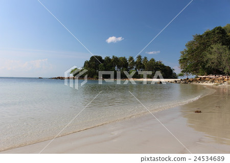 Bintan's shining sea Bintan's shining sea 24534689