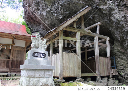 Oya Valley Hakusan Shrine (Oya Valley, Hiraizumi-cho, Katsuyama-city, Fukui Prefecture) 24536839