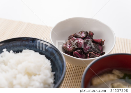 Shibasaki, rice and miso soup 24537298