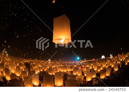 floating sky lanterns hot air balloon festival floating sky lanterns hot air balloon festival 24540753