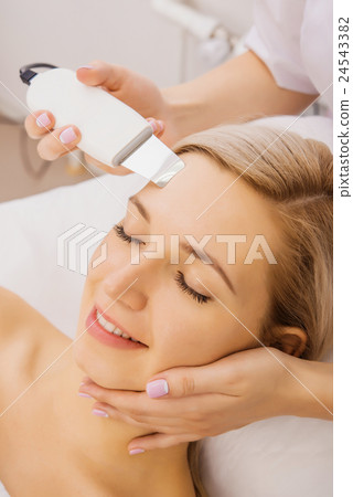 Ultrasound skin peeling 24543382