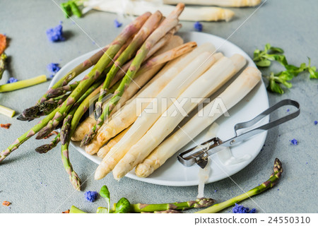 fresh asparagus fresh asparagus 24550310