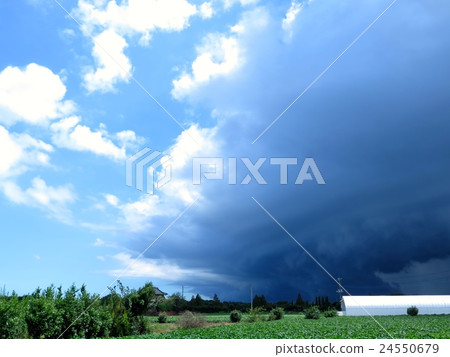 雨雲 24550679